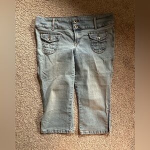 GLO Jeans Blue Ankle Cropped Denim with Casual Style